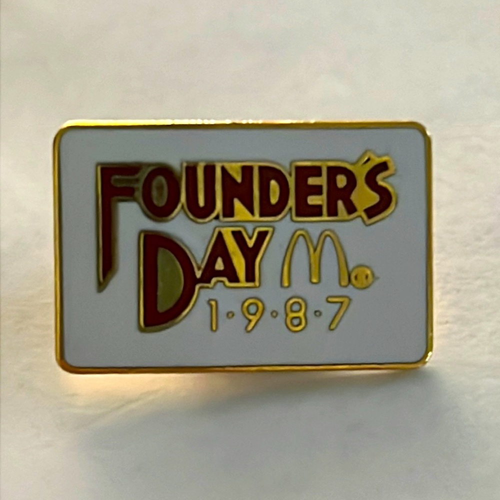 McDonald’s Crew Pin